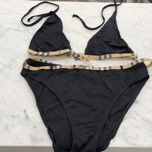 Basic black Burberry bikini